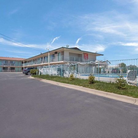 Econo Lodge Yakima Exterior photo